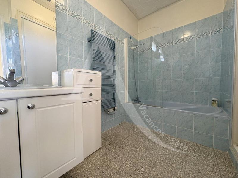 MAISON 3 CHAMBRES MONT SAINT CLAIR - image 8