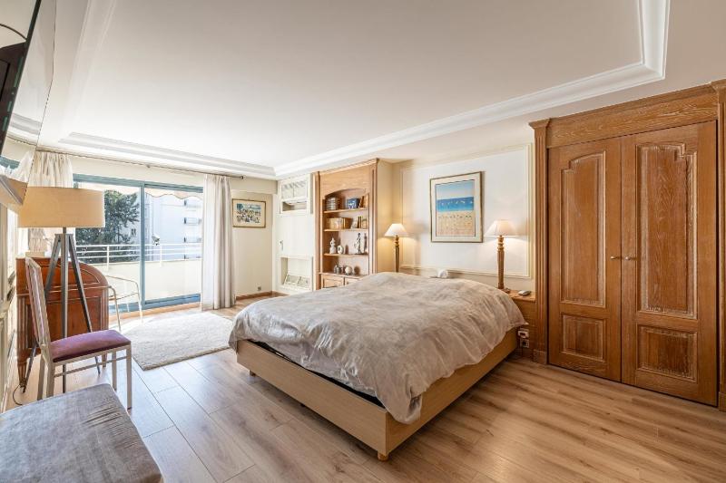 REF 823 - Cannes Center - Duplex apartment for rent - image 8