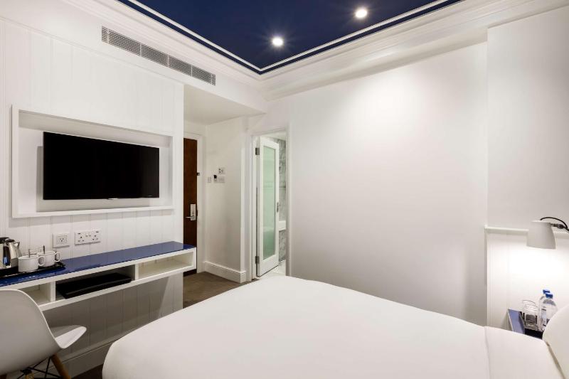 Standard Double/Twin Room image 1