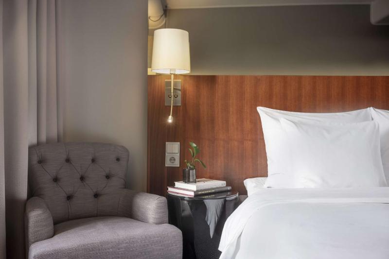 Standard Room image 3