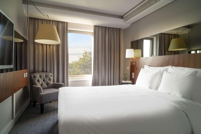 Standard Room image 1