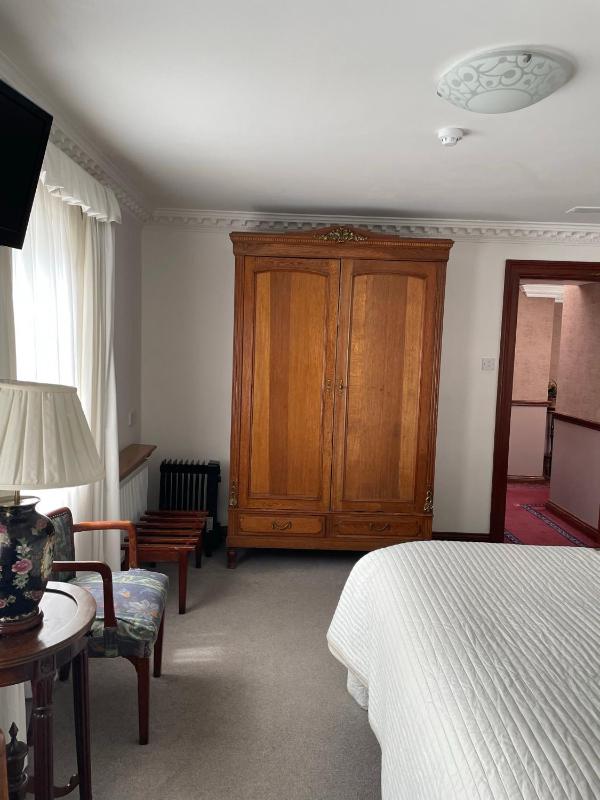 Superior Double Room image 3