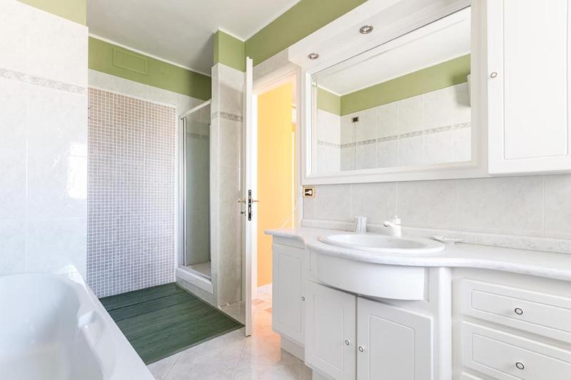Double Room with Private Bathroom image 3