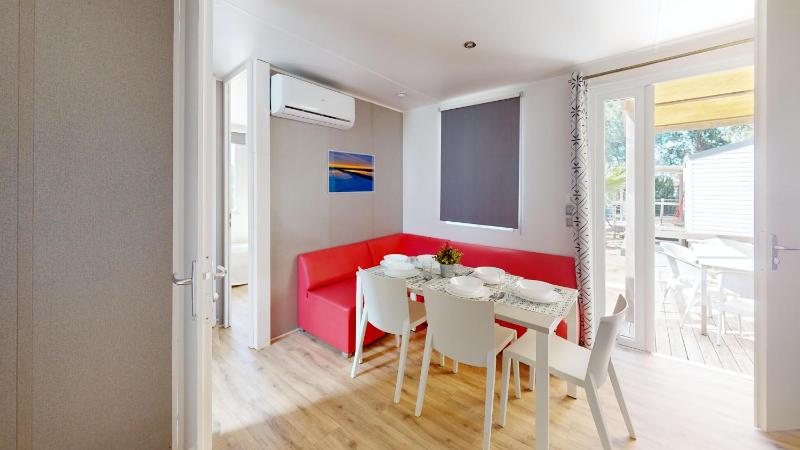 Three-Bedroom Bungalow image 1