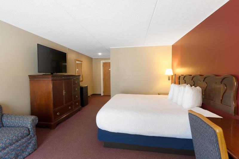 Superior King Room image 4