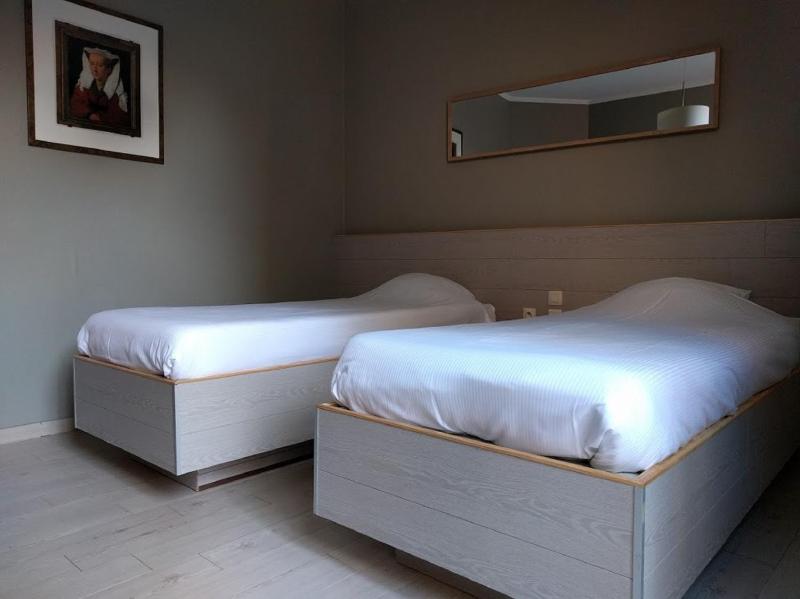 Canalview Hotel Ter Reien - image 7