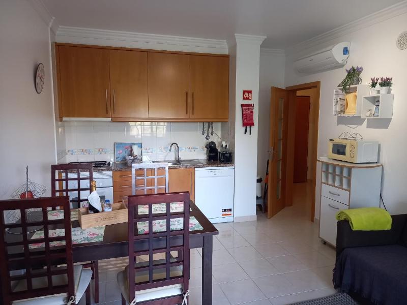 Flamingos Apartment with 2 swimming pool com check in e check out ao domingo em julho e agosto - image 16