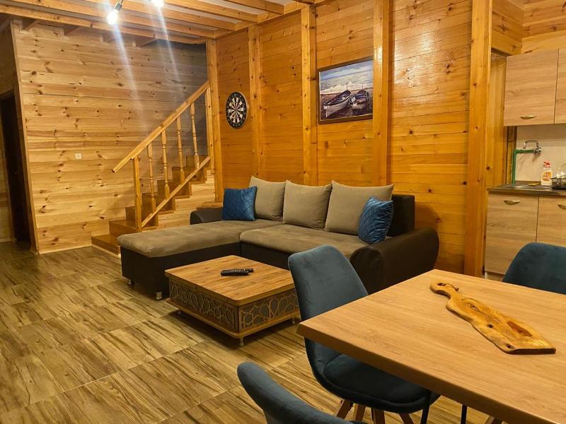 Cottage Four Olives - image 6