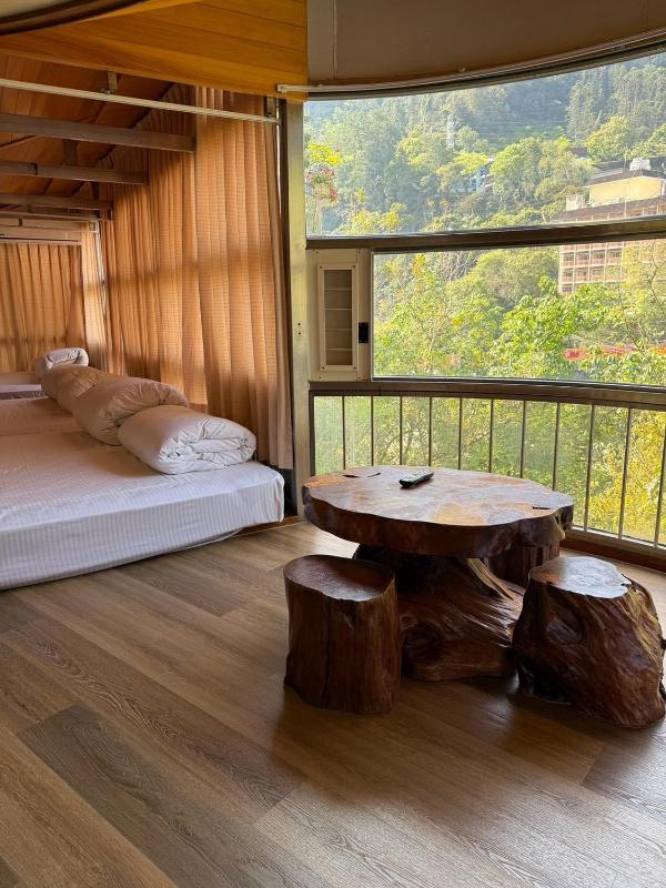 Utopia Holiday Hotel - image 14