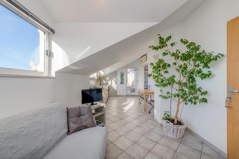 One-Bedroom Apartment with Sea View image 1