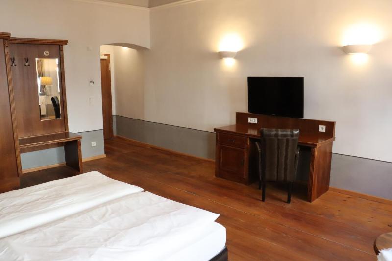 Deluxe Double Room image 3