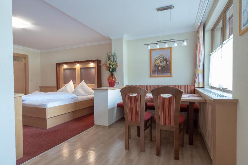 Suite image 4