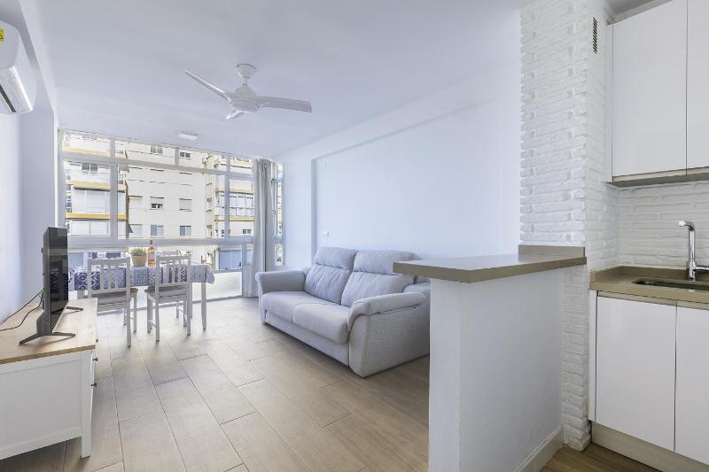 A&N Modern Beach Apartment with Pool Algarrobo Costa - image 32