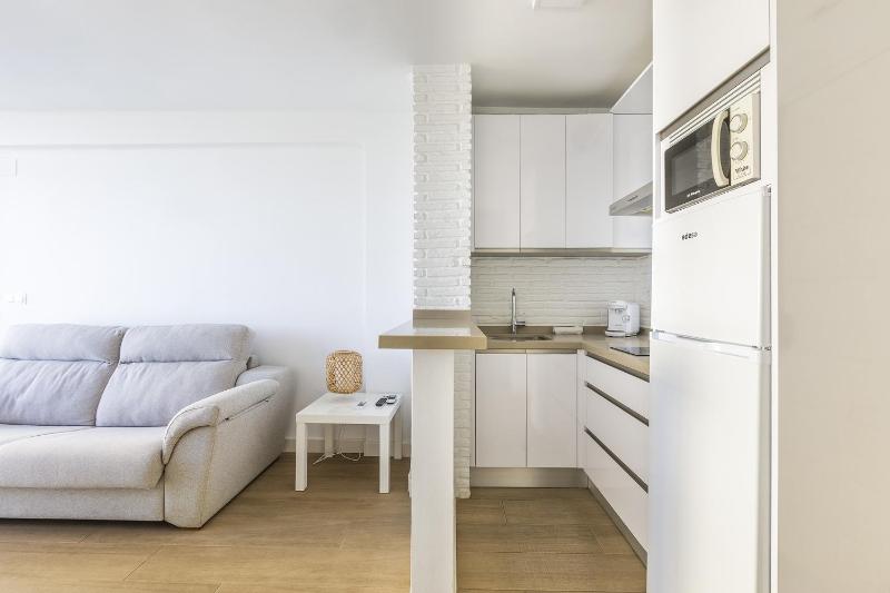 A&N Modern Beach Apartment with Pool Algarrobo Costa - image 39