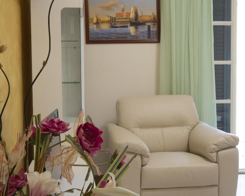 Apartment with Terrace and Sea View image 2