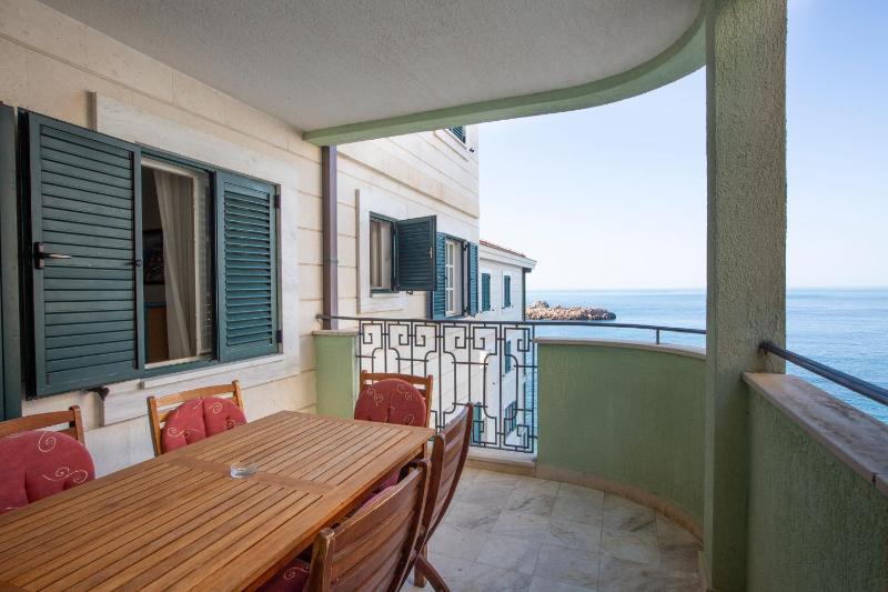 Four-Bedroom Premier Apartment image 2