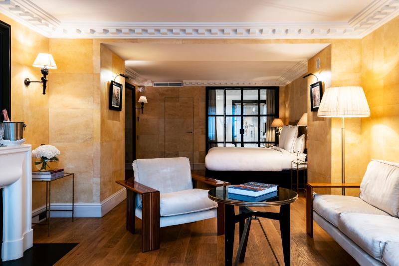 Junior Suite, 1 King image 1