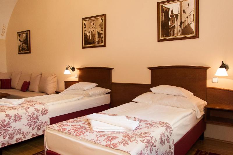 Junior Suite image 3