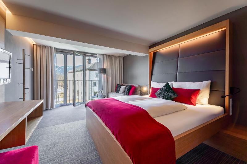 Double Room with Castle View image 1