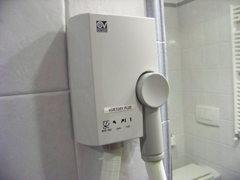 Double or Twin Room image 2