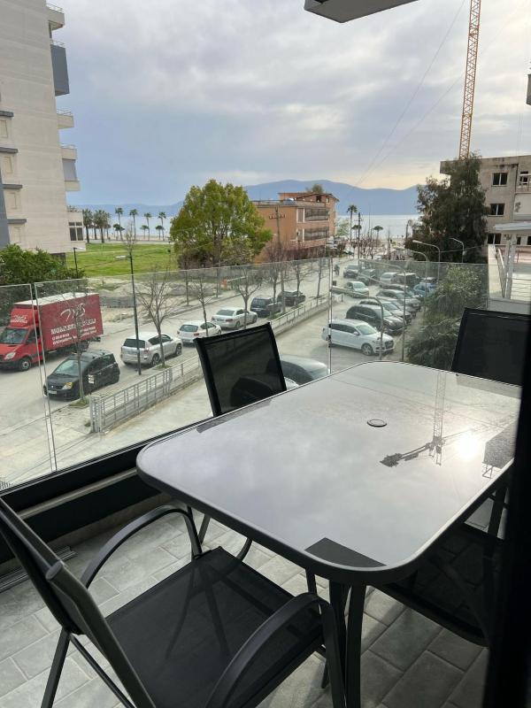 Large Apartment 2 - image 13