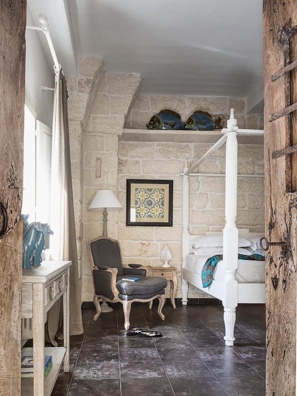 Superior Double Room image 3