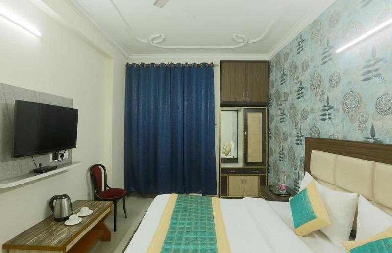 Transit Stay Near IGI Airport - image 10