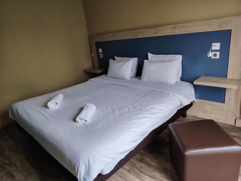 Superior Double Room image 1