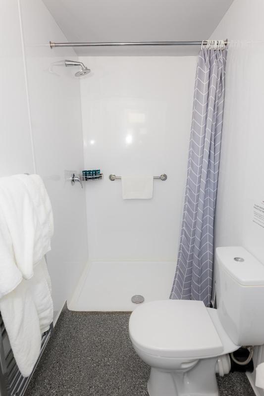 One-Bedroom Chalet image 3
