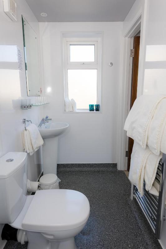 One-Bedroom Chalet image 2