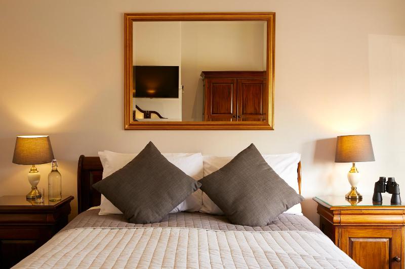 Premier Sea View image 3