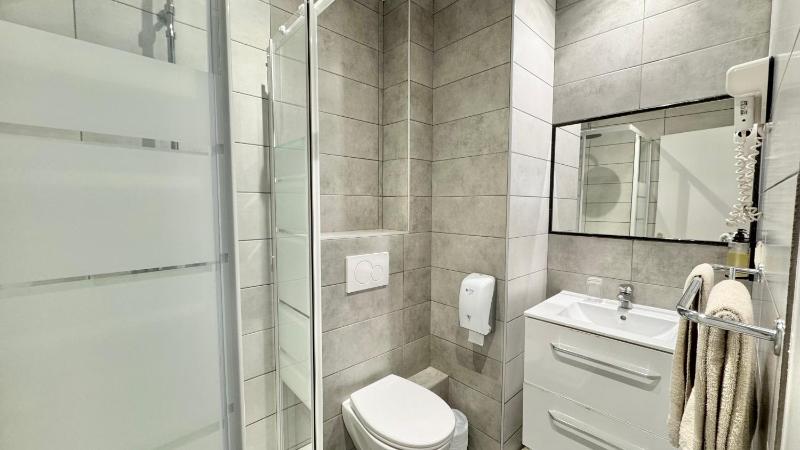 Budget Single Room image 4