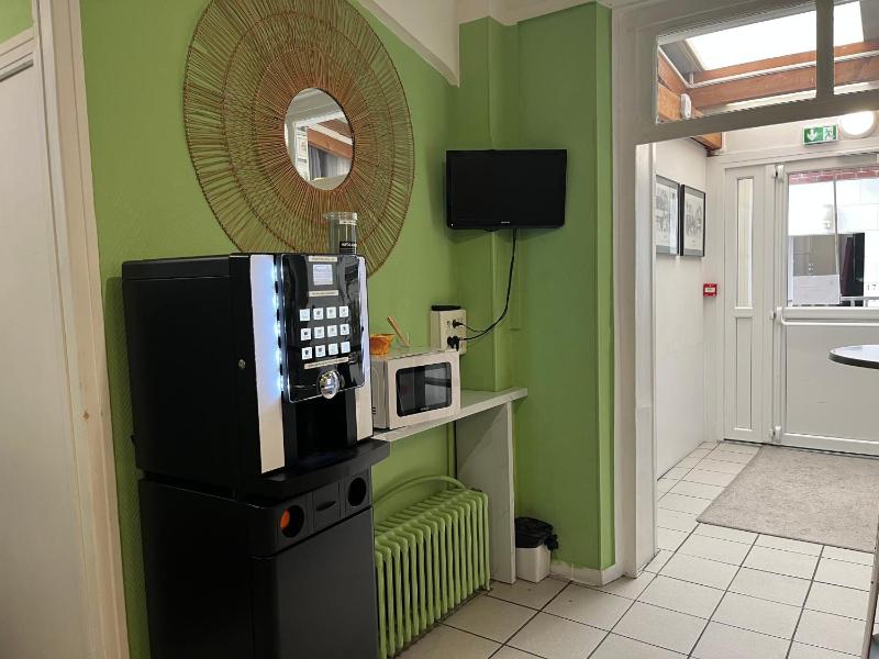 Hotel Au Spatial Centre Gare - image 18