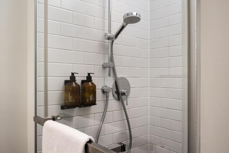 Standard Double or Twin Room image 1