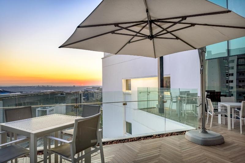 Hotel Sky Sandton - image 16
