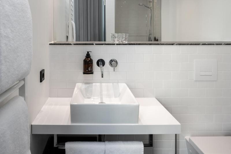 Hotel Amano Grand Central - image 15