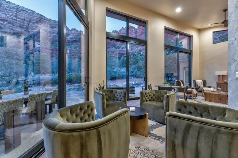 Perfect Chapel Home with Incredible Views and Private Swim Spa - image 15