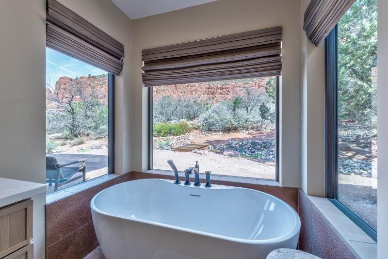Perfect Chapel Home with Incredible Views and Private Swim Spa - image 31