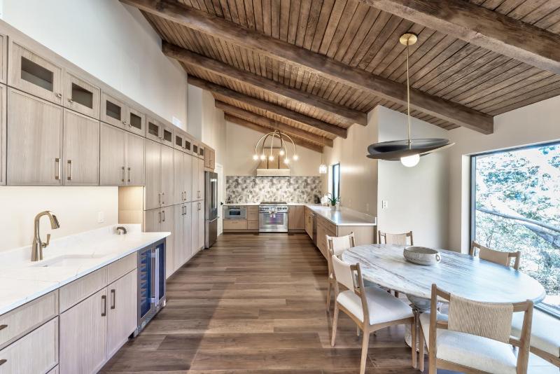 Perfect Chapel Home with Incredible Views and Private Swim Spa - image 3