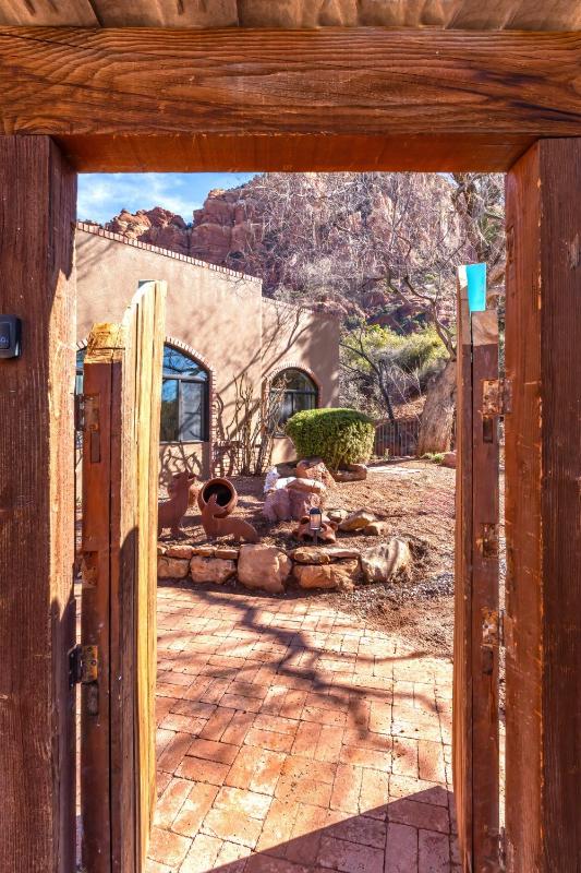 Perfect Chapel Home with Incredible Views and Private Swim Spa - image 2
