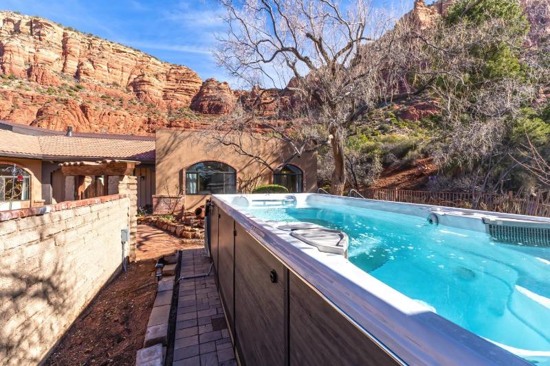 Perfect Chapel Home with Incredible Views and Private Swim Spa - image 47