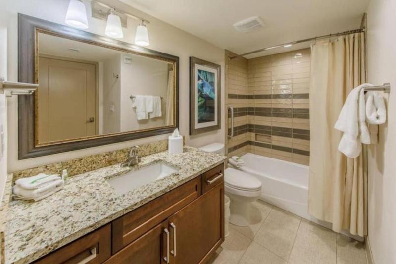 1BD condo with pools activities center etc onsite in Scottsdale - image 30