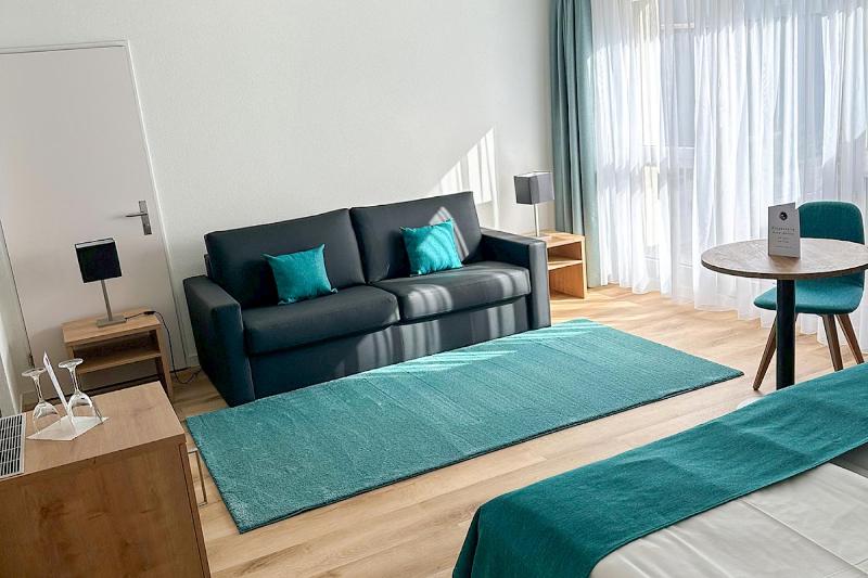 Junior Suite Superior with Balcony image 4