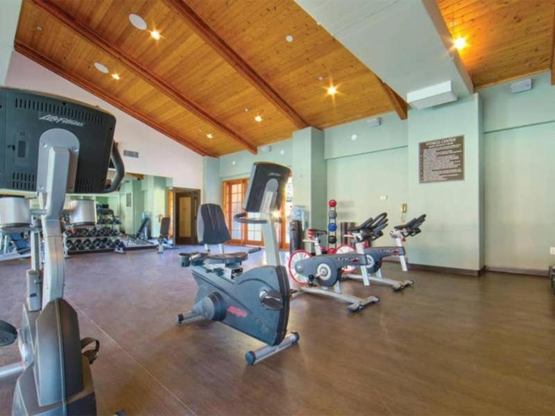 Enjoy resort setting with multiple pools including adult pool in 2BD condo - image 34