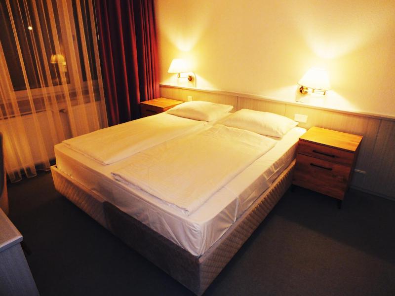 Standard Double Room image 1