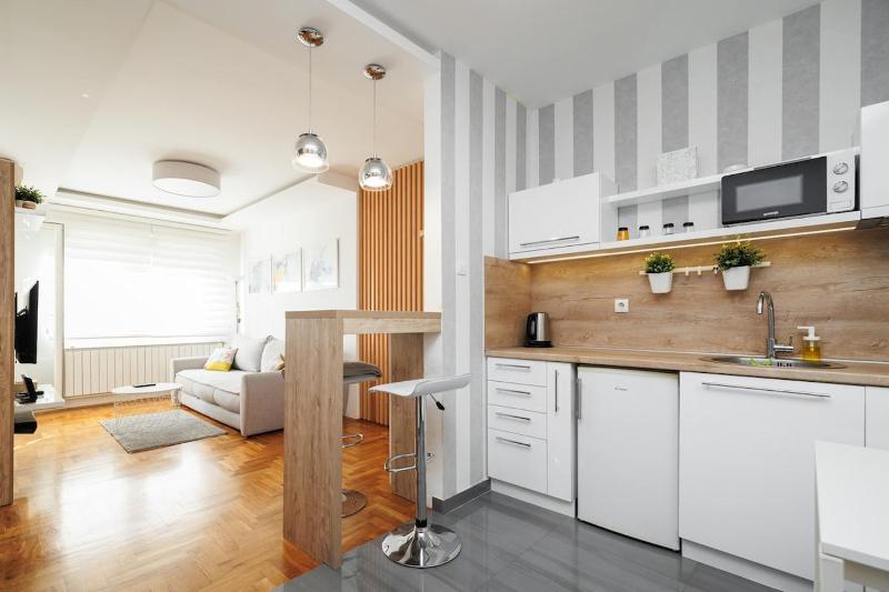 Modern bright apartment - image 16