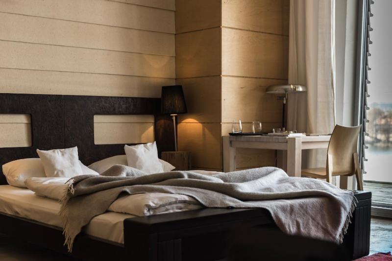 Deluxe Room image 4