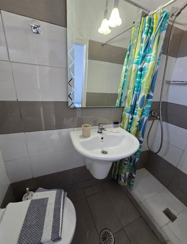 Double Room with Balcony and Sea View image 1