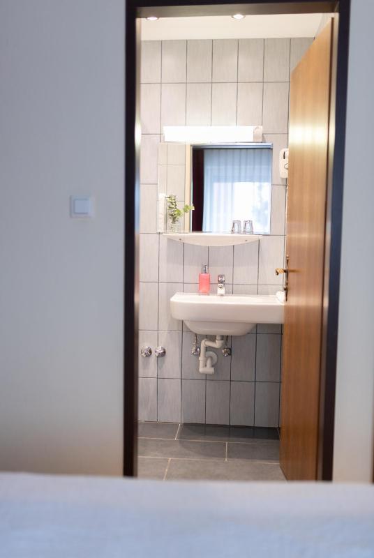 Double Room image 2