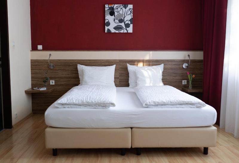 Triple Room image 1
